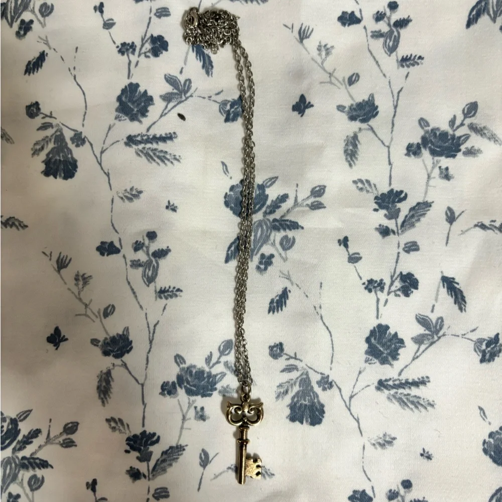 Jewelry bundle - Picture 7 of 7